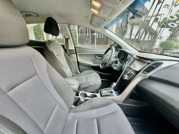 HYUNDAI I30 1.8 MPI 16V GASOLINA 4P AUTOMATICO 2015 - Imagem 4