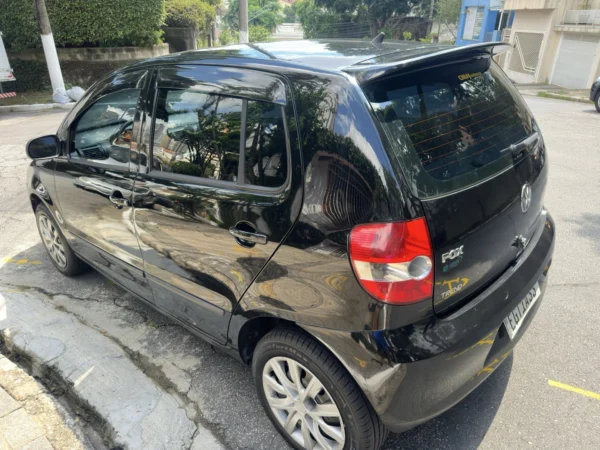 VOLKSWAGEN FOX 1.0 MI TREND 8V FLEX 4P MANUAL 2010 - Imagem 8