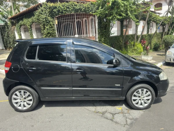 VOLKSWAGEN FOX 1.0 MI TREND 8V FLEX 4P MANUAL 2010 - Imagem 10