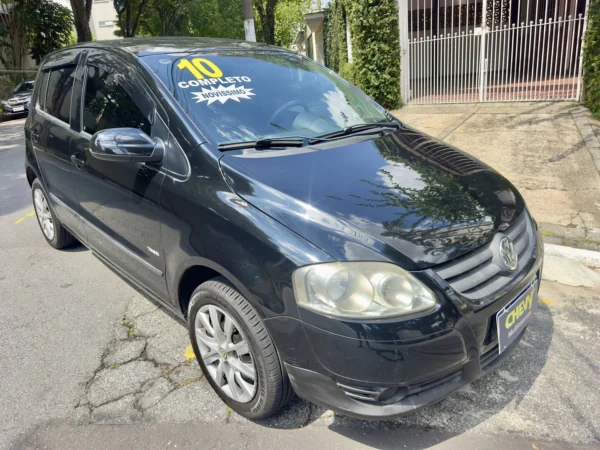 VOLKSWAGEN FOX 1.0 MI TREND 8V FLEX 4P MANUAL 2010 - Imagem 13