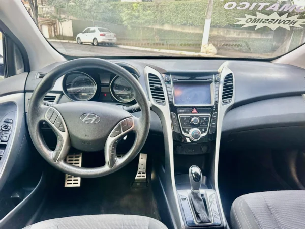 HYUNDAI I30 1.8 MPI 16V GASOLINA 4P AUTOMATICO 2015 - Imagem 12