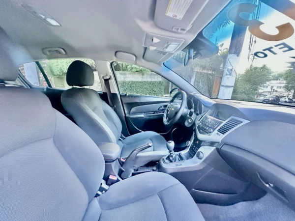 CHEVROLET CRUZE 1.8 LT SPORT6 16V FLEX 4P MANUAL 2013 - Imagem 4