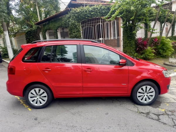 VOLKSWAGEN SPACEFOX 1.6 MI TREND 8V FLEX 4P MANUAL 2012 - Imagem 7