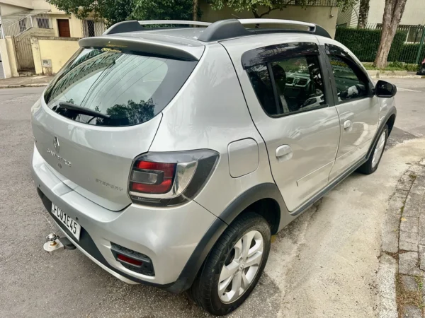 RENAULT SANDERO 1.6 STEPWAY 8V FLEX 4P AUTOMATIZADO 2016 - Imagem 7