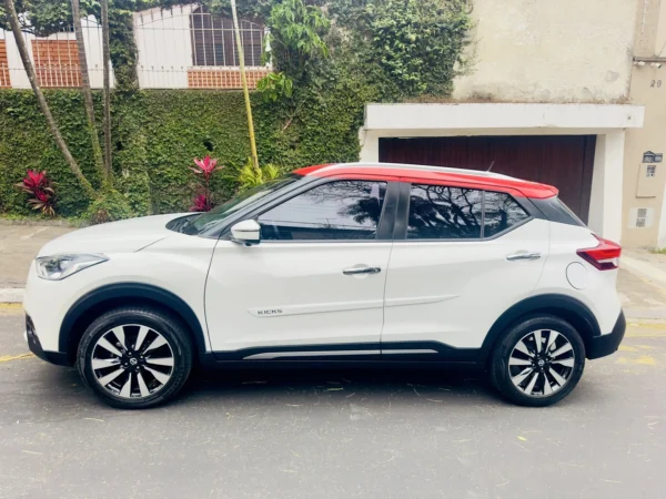 NISSAN KICKS 1.6 16V FLEXSTART SL 4P XTRONIC 2018 - Imagem 3