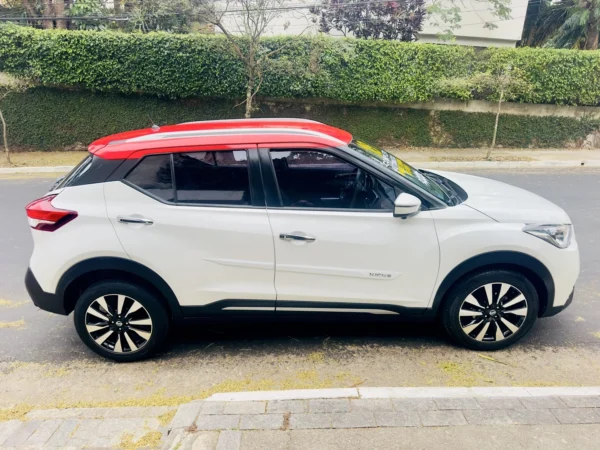 NISSAN KICKS 1.6 16V FLEXSTART SL 4P XTRONIC 2018 - Imagem 4