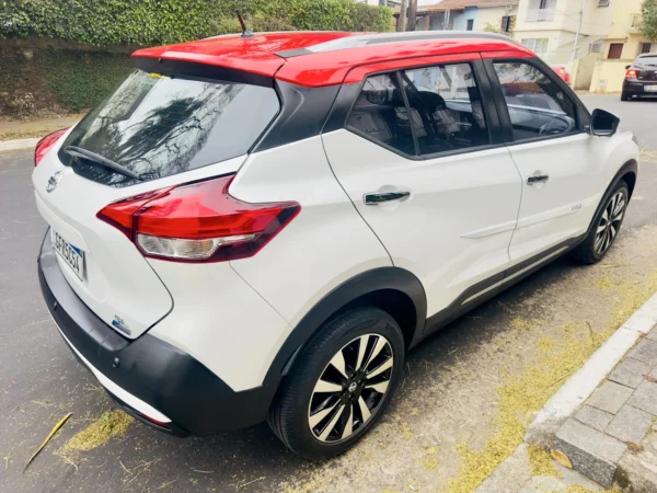 NISSAN KICKS 1.6 16V FLEXSTART SL 4P XTRONIC 2018 - Imagem 12