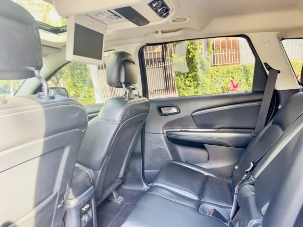 DODGE JOURNEY 3.6 RT V6 GASOLINA 4P AUTOMÁTICO 2015 - Imagem 13