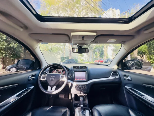 DODGE JOURNEY 3.6 RT V6 GASOLINA 4P AUTOMÁTICO 2015 - Imagem 15