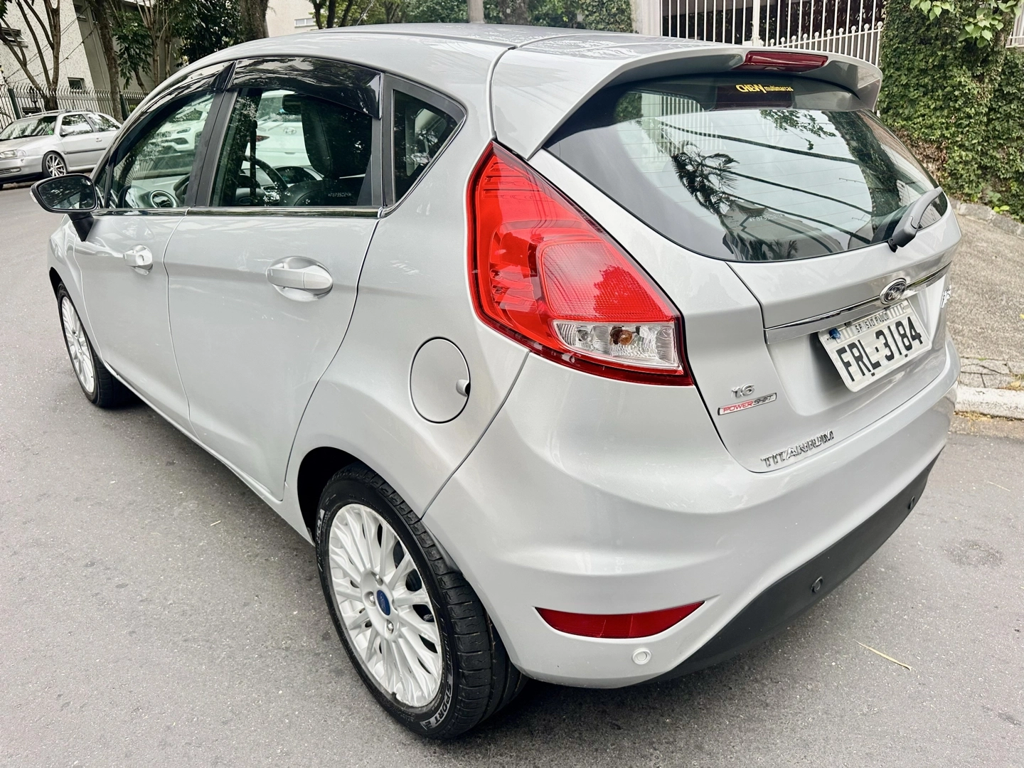 FORD FIESTA 1.6 TITANIUM HATCH 16V FLEX 4P POWERSHIFT 2015 - Imagem 3