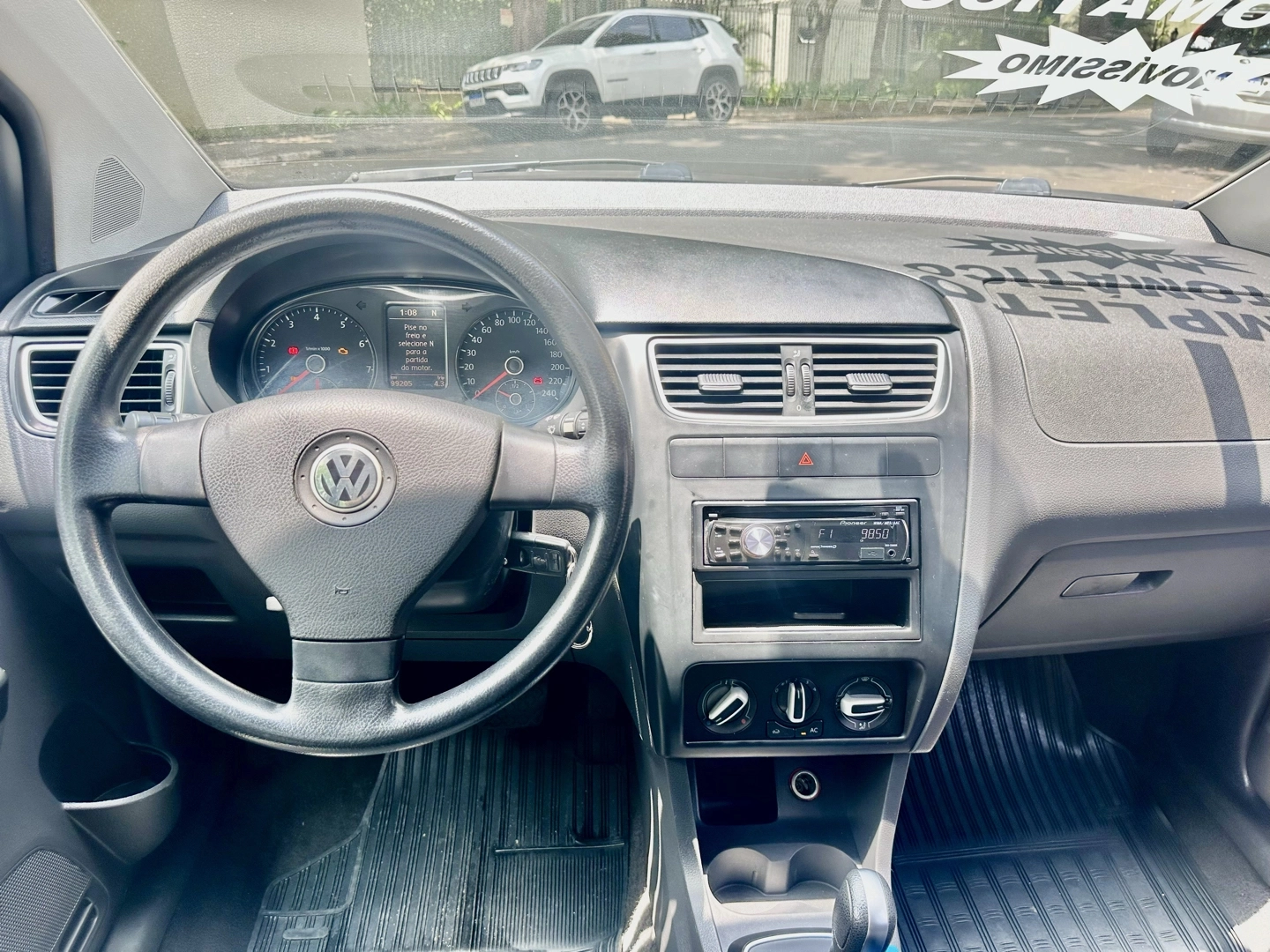 VOLKSWAGEN SPACEFOX 1.6 MI TREND 8V FLEX 4P AUTOMATIZADO 2011 - Imagem 4