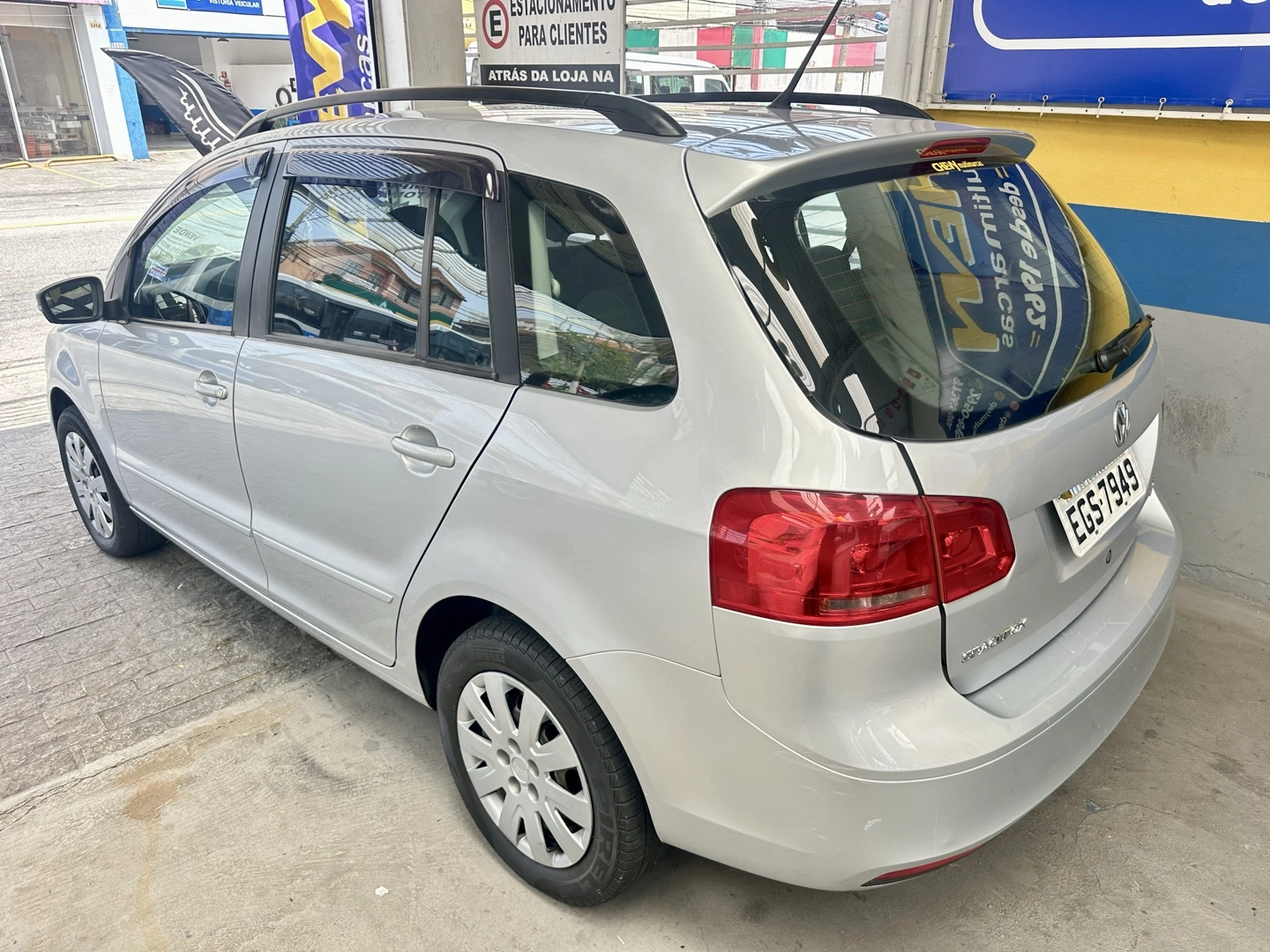 VOLKSWAGEN SPACEFOX 1.6 MI TREND 8V FLEX 4P AUTOMATIZADO 2011 - Imagem 6