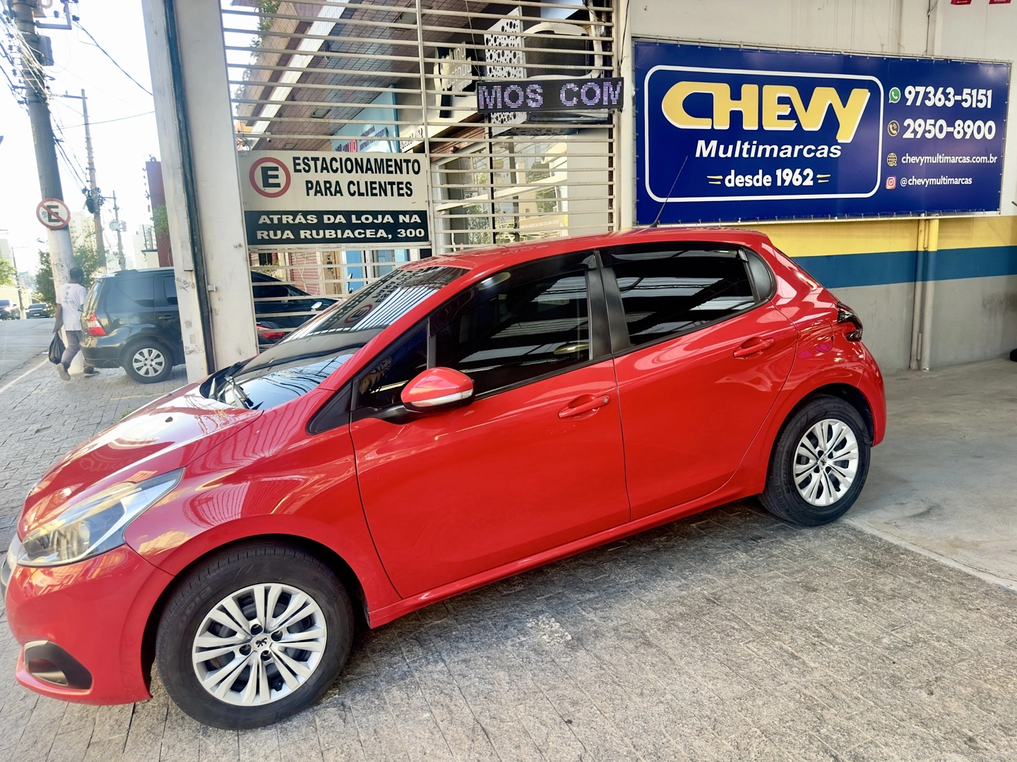 PEUGEOT 208 1.2 ACTIVE 12V FLEX 4P MANUAL 2017 - Imagem 10