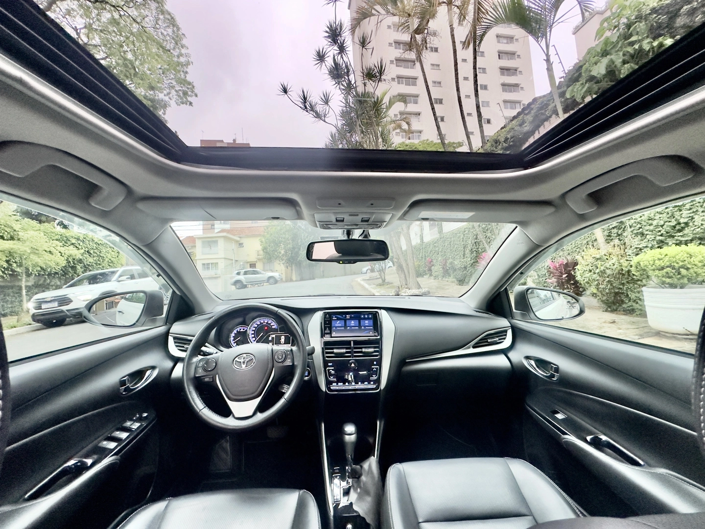 TOYOTA YARIS 1.5 16V FLEX SEDAN XLS MULTIDRIVE 2019 - Imagem 9