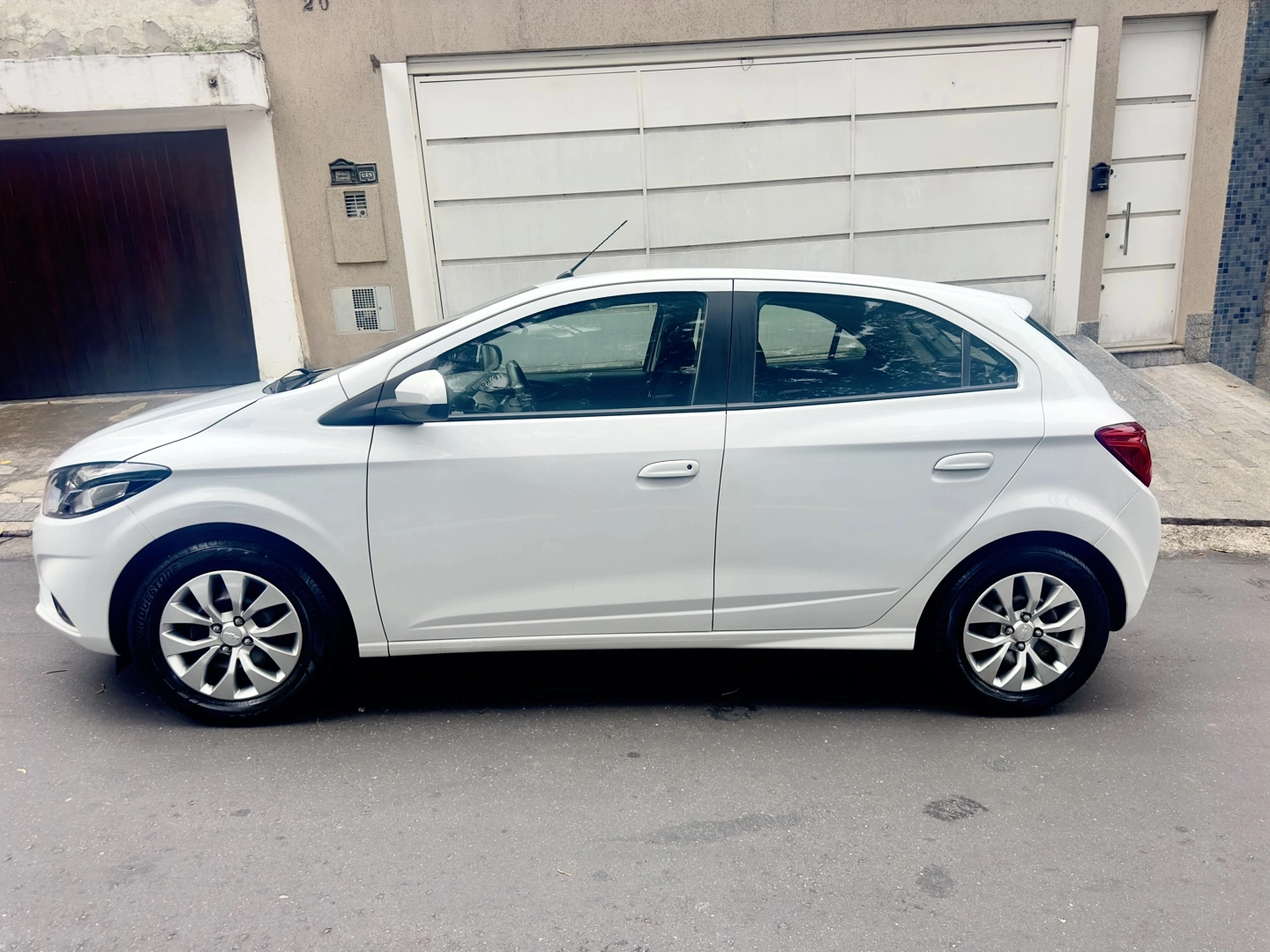 CHEVROLET ONIX 1.4 MPFI LT 8V FLEX 4P AUTOMÁTICO 2018 - Imagem 11