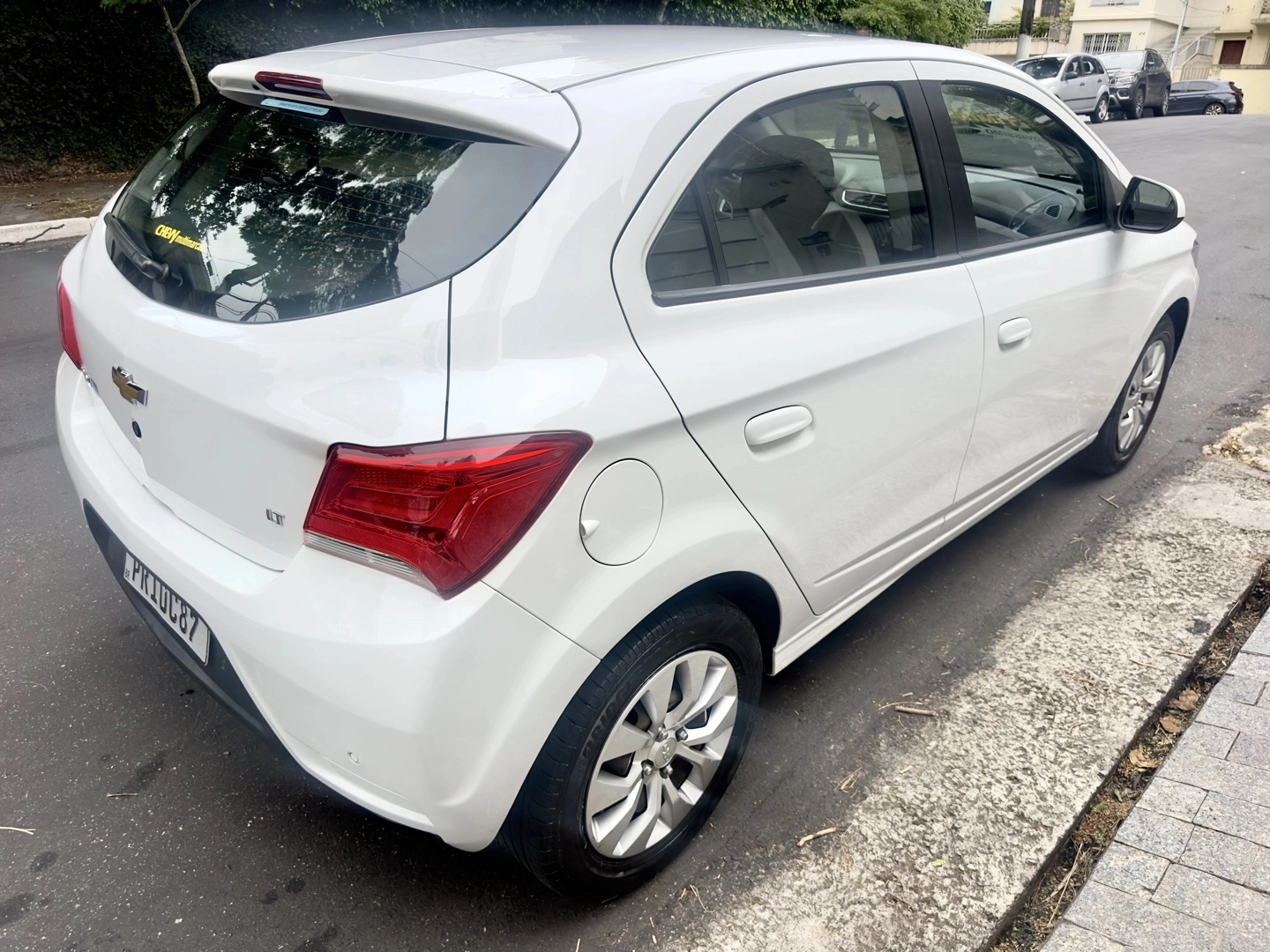 CHEVROLET ONIX 1.4 MPFI LT 8V FLEX 4P AUTOMÁTICO 2018 - Imagem 13