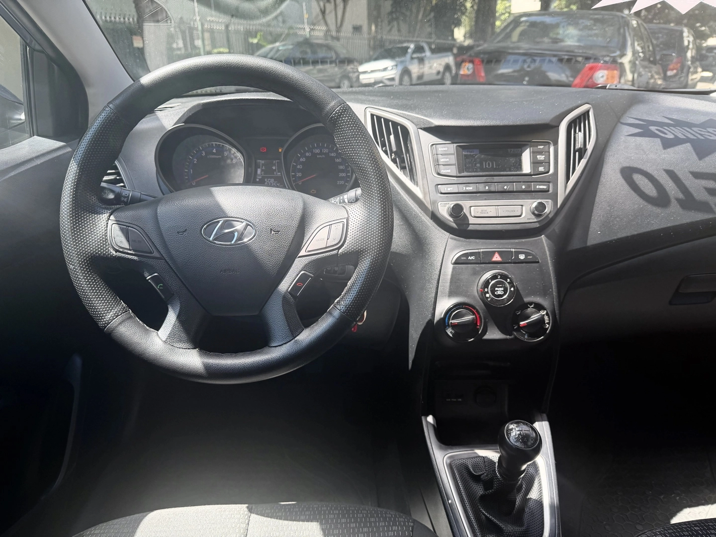 HYUNDAI HB20 1.0 COMFORT PLUS 12V FLEX 4P MANUAL 2016 - Imagem 5