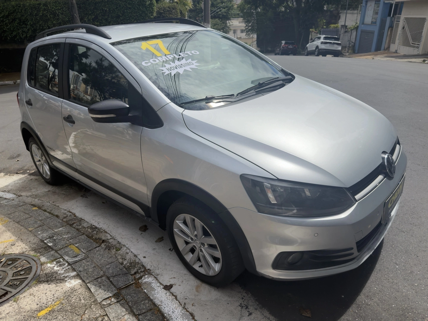 VOLKSWAGEN FOX 1.0 MPI TRACK 12V FLEX 4P MANUAL 2017 - Imagem 4