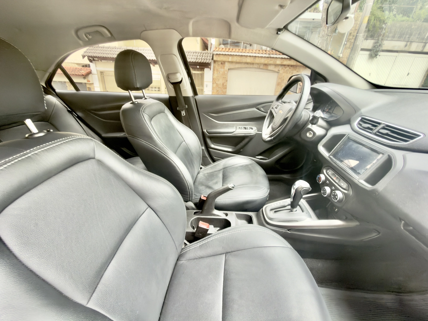 CHEVROLET ONIX 1.4 MPFI LTZ 8V FLEX 4P AUTOMÁTICO - Imagem 7