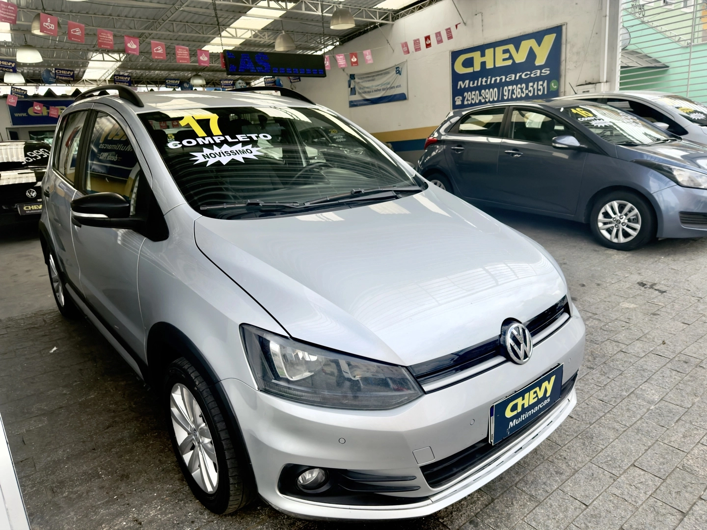 VOLKSWAGEN FOX 1.0 MPI TRACK 12V FLEX 4P MANUAL 2017 - Imagem 3