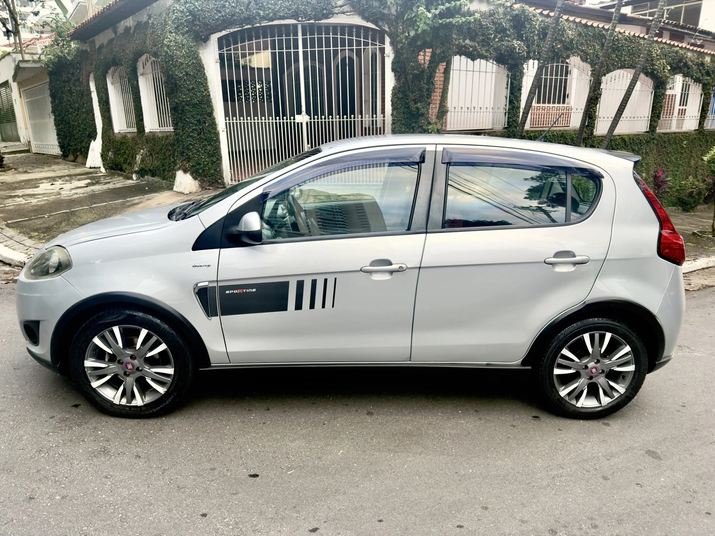 FIAT PALIO 1.6 MPI SPORTING 16V FLEX 4P AUTOMATIZADO 2013 - Imagem 9