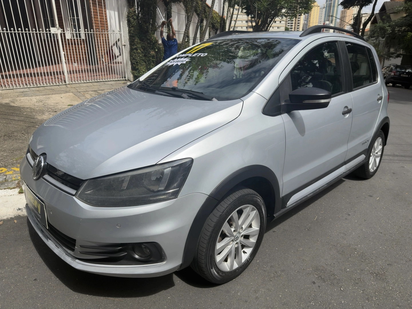 VOLKSWAGEN FOX 1.0 MPI TRACK 12V FLEX 4P MANUAL 2017 - Imagem 14