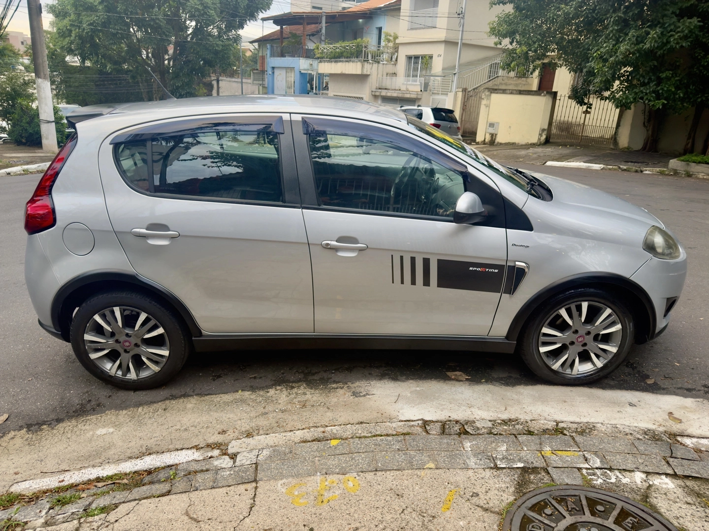 FIAT PALIO 1.6 MPI SPORTING 16V FLEX 4P AUTOMATIZADO 2013 - Imagem 11