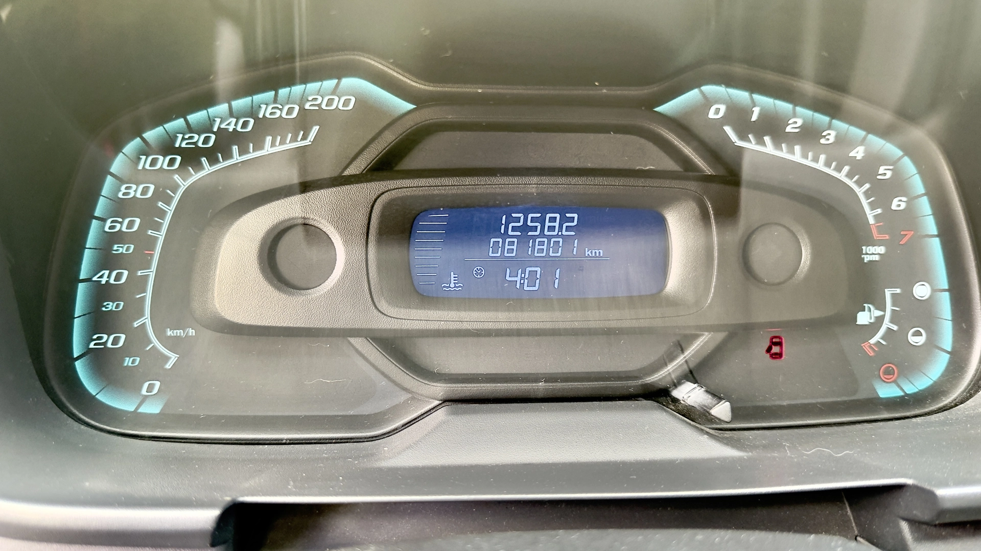 CHEVROLET AGILE 1.4 MPFI LT 8V FLEX 4P MANUAL 2011 - Imagem 4