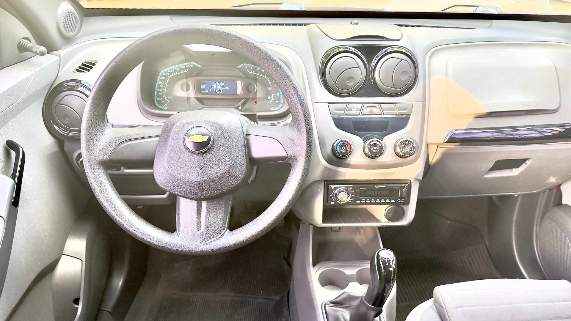 CHEVROLET AGILE 1.4 MPFI LT 8V FLEX 4P MANUAL 2011 - Imagem 5
