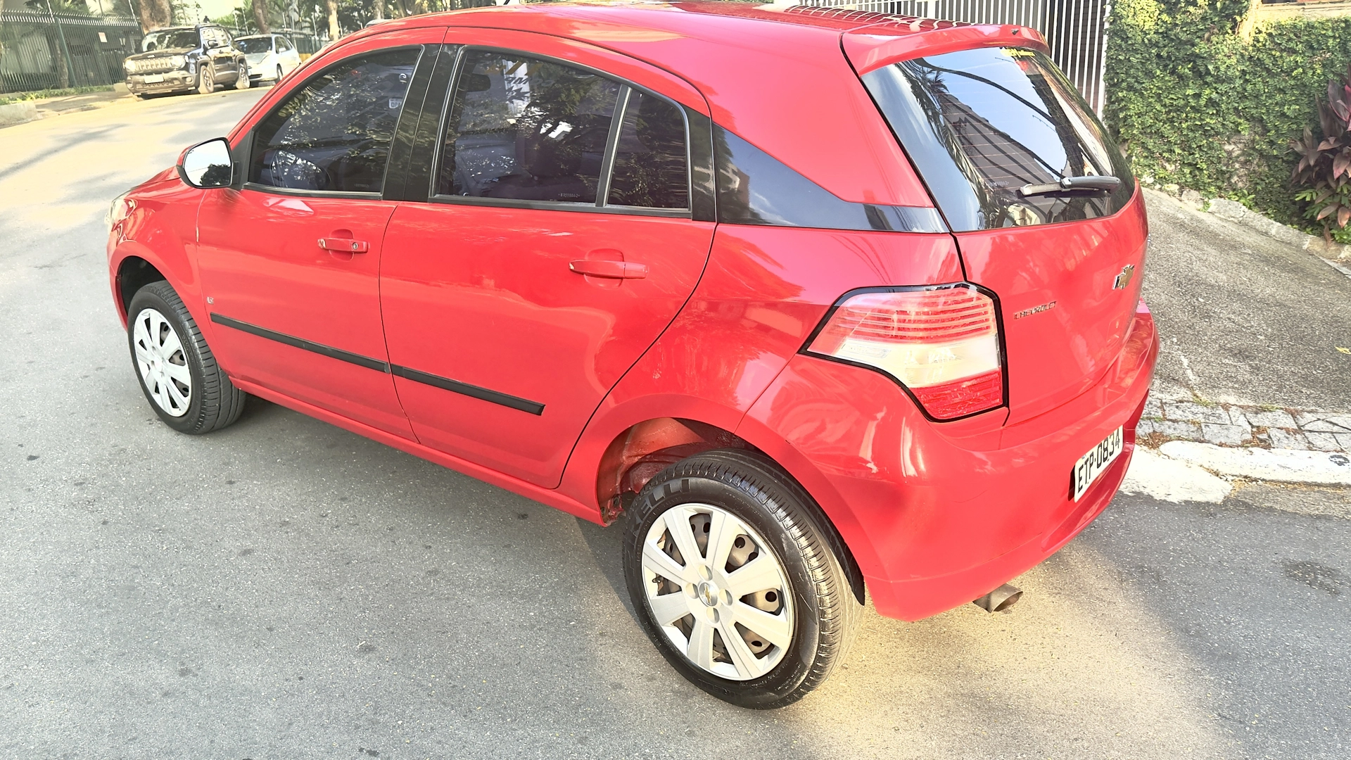 CHEVROLET AGILE 1.4 MPFI LT 8V FLEX 4P MANUAL 2011 - Imagem 6