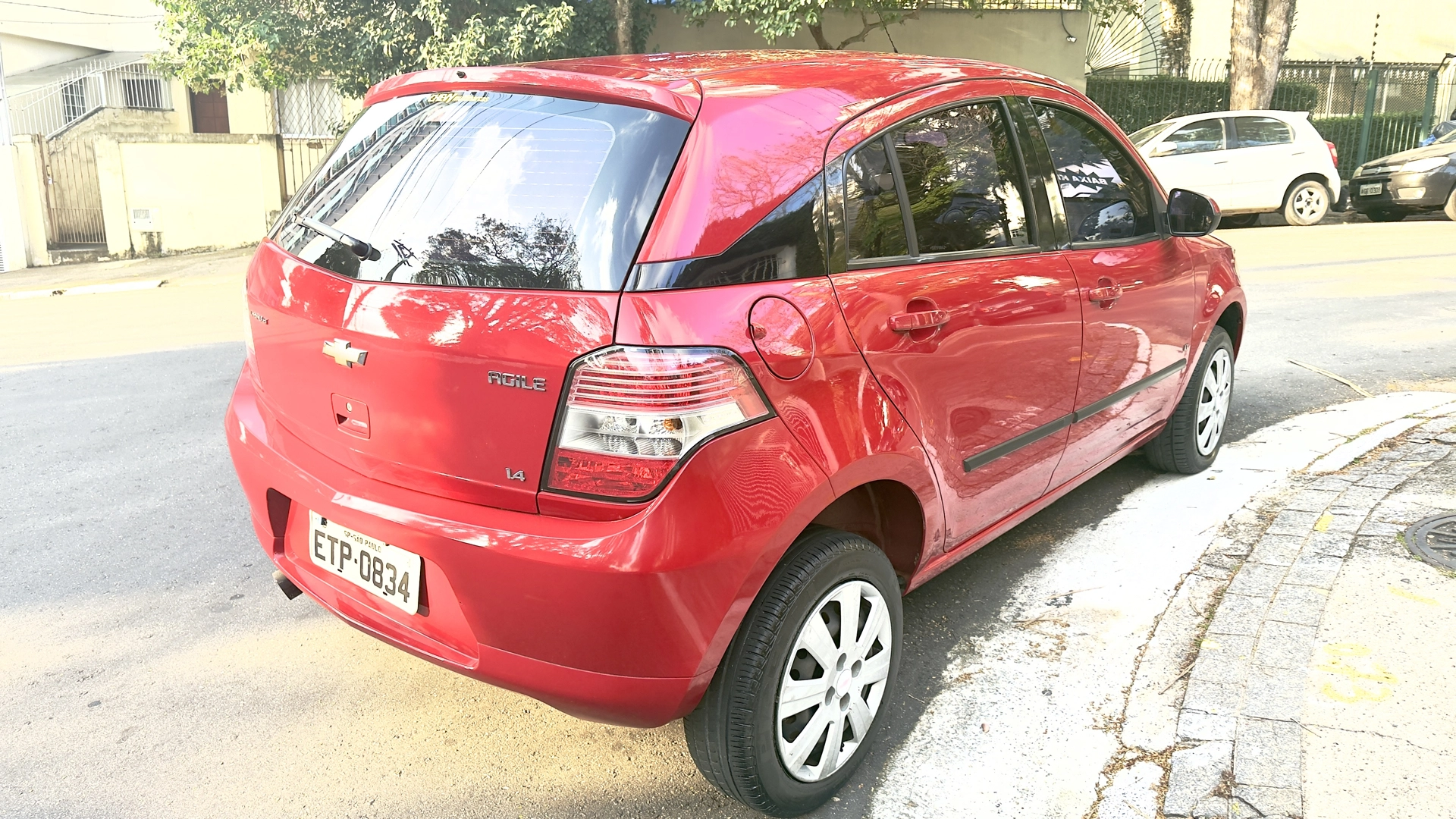 CHEVROLET AGILE 1.4 MPFI LT 8V FLEX 4P MANUAL 2011 - Imagem 14