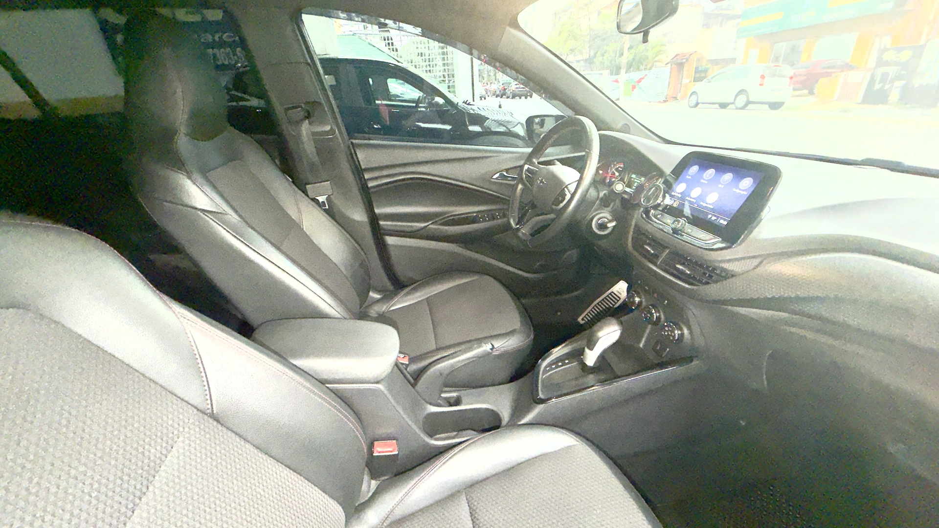 CHEVROLET ONIX 1.0 TURBO FLEX RS AUTOMÁTICO 2024 ÚNICO DONO - Imagem 13