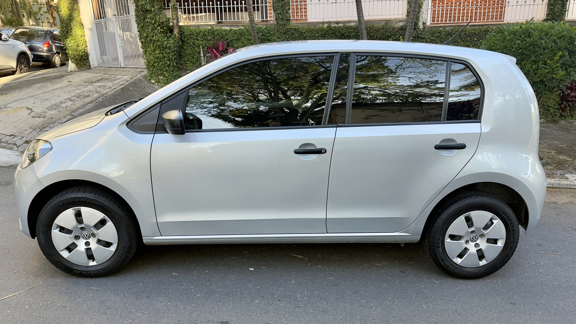 VOLKSWAGEN UP 1.0 MPI TAKE UP 12V FLEX 4P MANUAL 2016 BAIXA KM - Imagem 11
